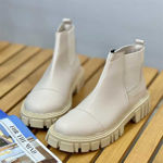 تصویر  نیم بوت بغل کش کرم