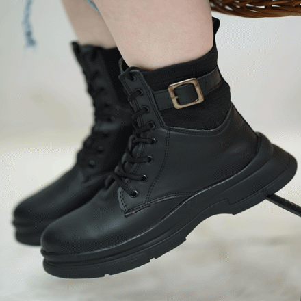 تصویر  نیم بوت سگک دار بغل کش