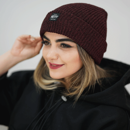 تصویر  کلاه بافت آرم دار