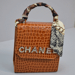 تصویر  کیف صندوقیCHANEL