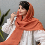 تصویر  شال لینن دور ریش