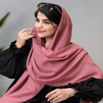 تصویر  شال لینن دور ریش