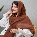 تصویر  شال لینن دور ریش