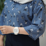تصویر  شومیزجلو بسته گل گچی