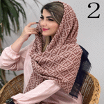 تصویر  شال فندی دور ریش