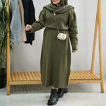 تصویر  شومیز و دامن بافت بغل چاک