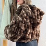 تصویر  سویشرت پوست