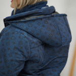 تصویر  کاپشن LV