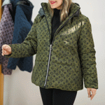 تصویر  کاپشن LV