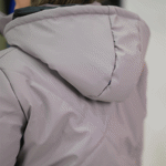 تصویر  کاپشن سیلیکونی کلاه دار پایین گتر