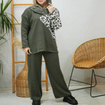 تصویر  ست بافت و شلوار پلنگی