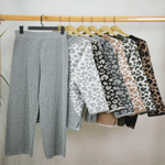 تصویر  ست بافت و شلوار پلنگی