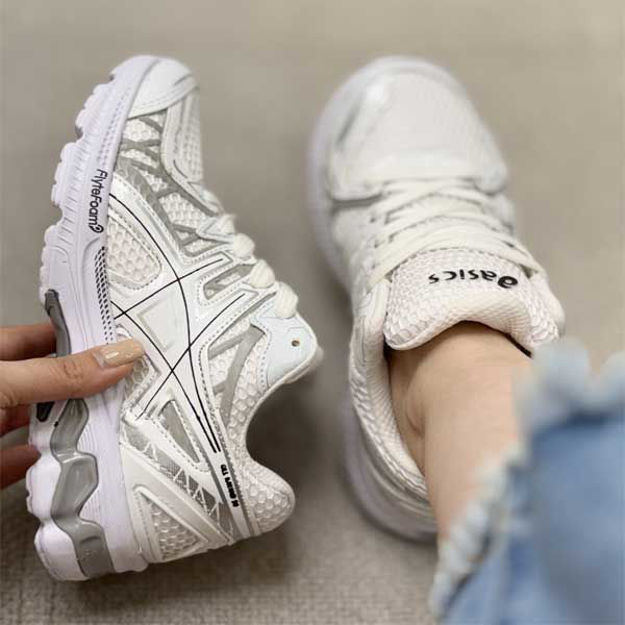 تصویر  کتونی آسیکس