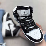 تصویر  کتونی ساق دار جردن